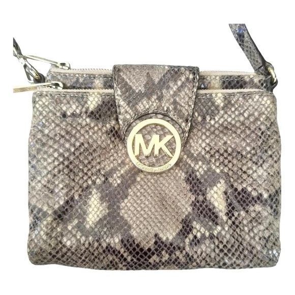 Michael Kors Snakeskin Texture Crossbody Double Pouch - Picture 3 of 14